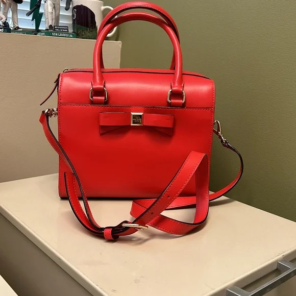 Kate Spade Montford Park Smooth Bag NWT - Picture 5 of 8